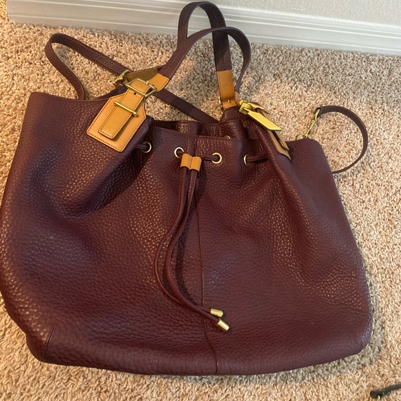 Coach - Picture 4 of 8